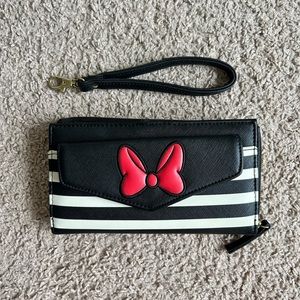 Disney Parks Minnie Mouse Wristlet Wallet